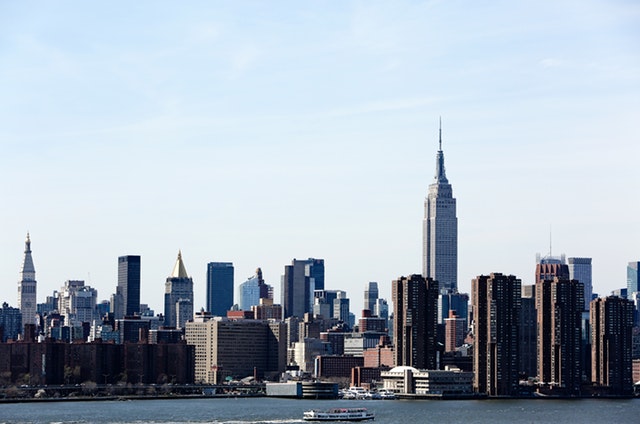 How to find the right moving assistance in New York feature photo