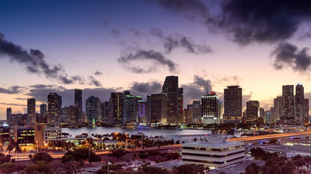 miami-3915622_1280