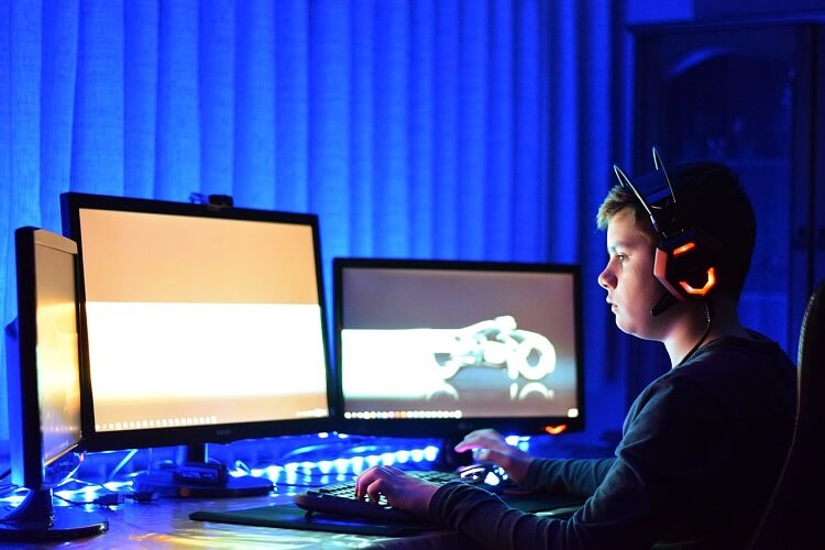 online business advertisement company in Sutton