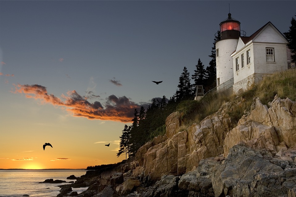 lighthouse-540792_960_720