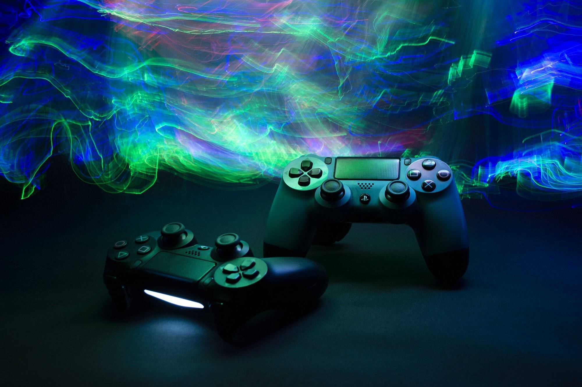 What Are the Benefits of PC Gaming With a Console Controller