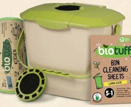 8L Kitchen Caddy/Bin with Charcoal Filter and 1 Roll of 8 litre 25 Bags | Starter Pack