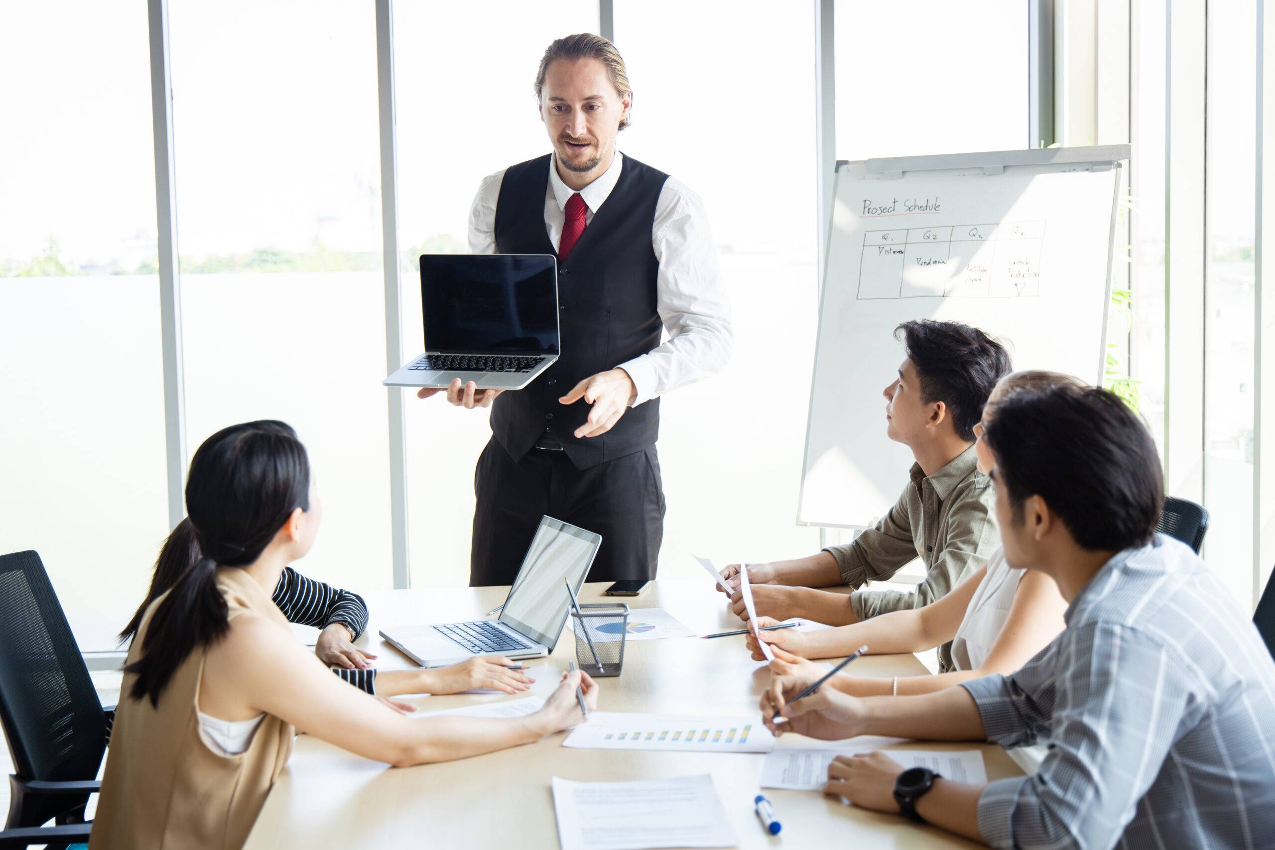 How Business Coaching Helps Small Businesses Achieve Long-Term Growth