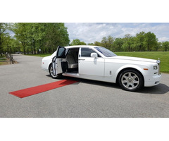 Rolls Royce Limo in Dallas – Classy Airport Limousine Service