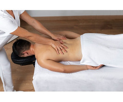 Revitalize Your Week with the Deep Tissue Massage Experience!