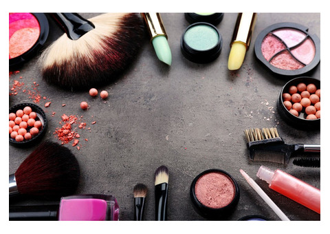 Discover Your Perfect Look: Buy Makeup Products Online Now!