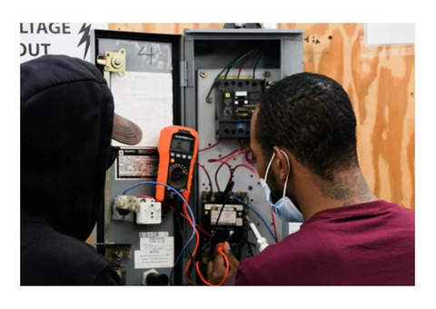 Electrical technicians and electricians what sets them apart