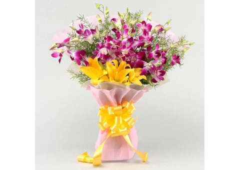 Online Flowers Delivery in Bangalore on Midnight - OyeGifts