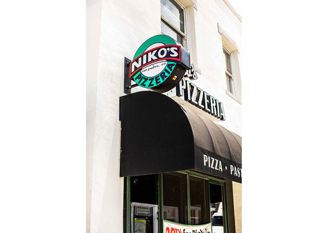 Niko's Pizzeria | Italian Bar Restaurant | italian catering