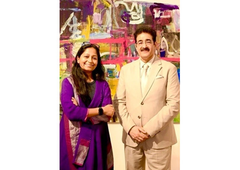 Sandeep Marwah Appreciated Paintings of Nupur Jha from Dubai