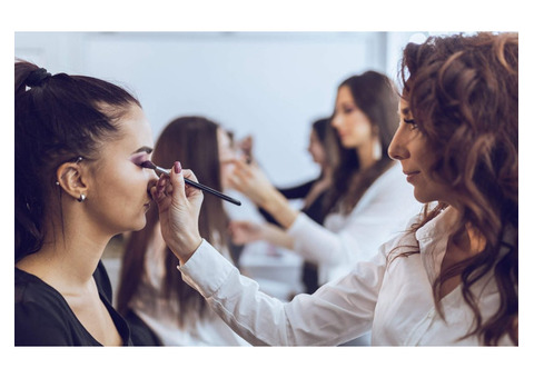 Professional Makeup Artist Course: Master the Art