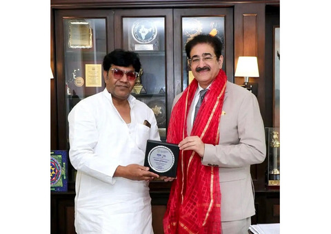 Sandeep Marwah Honoured by Star International MSME Forum