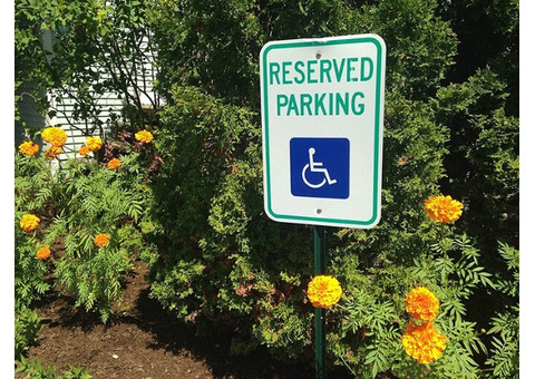 Tenant Parking Only: Clear and Effective Signage