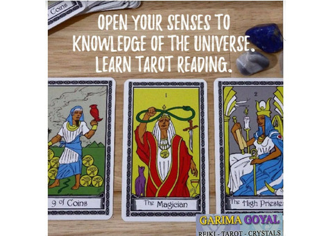 Intuition with Tarot Classes: Master the Art of Card Reading