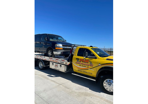 Schedule a Fast and Reliable Tow with P&M in Des Moines