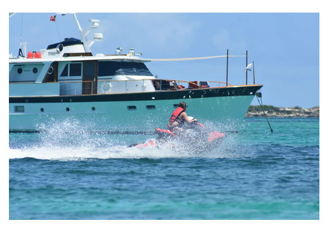 Power Yacht Charter Bahamas: Luxury, Speed, Exclusive Island Hopping