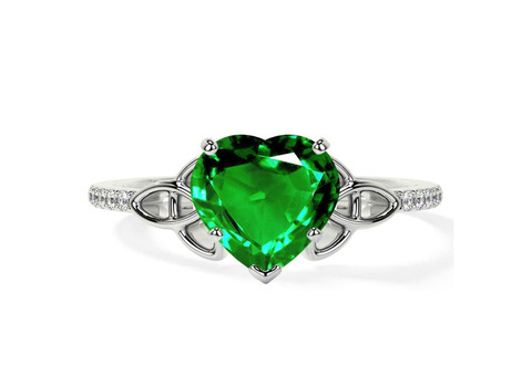 Stunning 0.89cttw Natural Heart Shape Emerald Ring – GIA Certified.