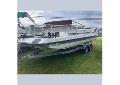 Used Pontoon Boats for Sale