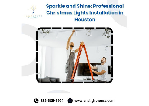 Professional Christmas Lights Installation in Houston