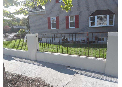 install PVC fences in residential & commercial | Arvern Iron