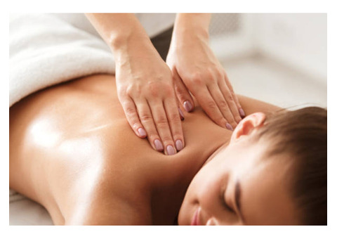 Dee's Hands, Massage Therapy | Massage Therapist in Malverne