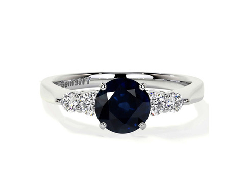 Stunning Blue Sapphire and Diamond Five Stone Ring 0.91cttw