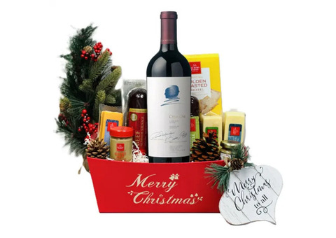 Order and Enjoy Christmas Wine Gift Basket at Best Price