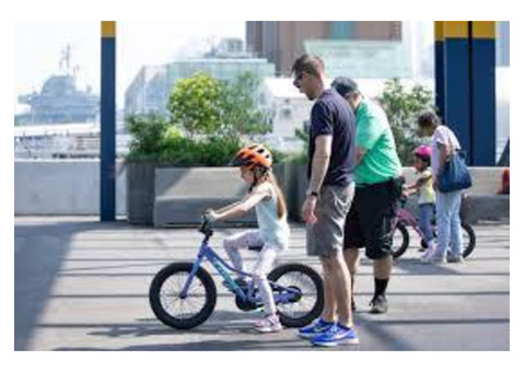 Fun and Safe Group Bike Lessons for Children in NYC