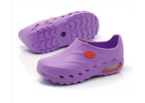 Comfortable and Durable Clogs for Hospital Use