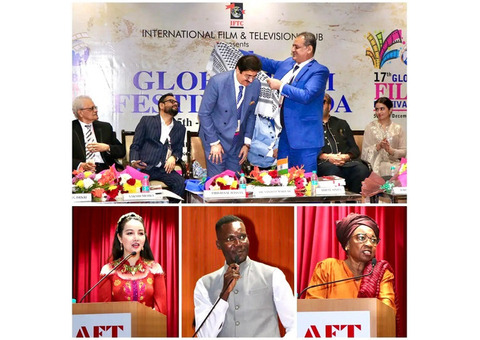 Sandeep Marwah Honored by International Delegates for Promoting Love