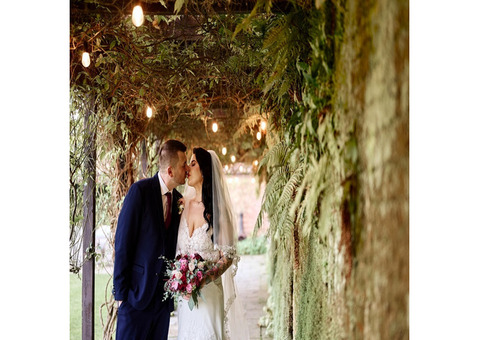 Elegant Wedding Venue in Suffolk: Woodhall Manor