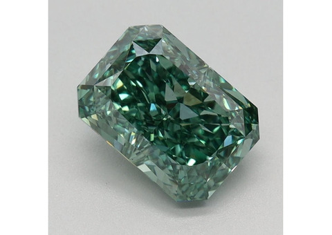 Stunning Lab Grown Green Diamond in Radiant Cut