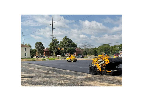 Asphalt Driveway Sealing Services in Columbus, Ohio