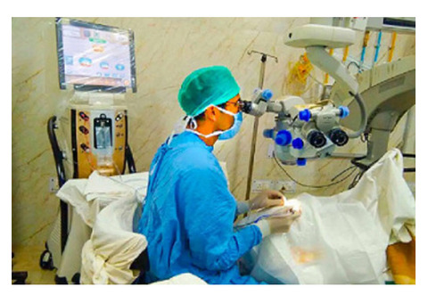 Best Eye Surgeon in Delhi – Dr. Gaurav Garg