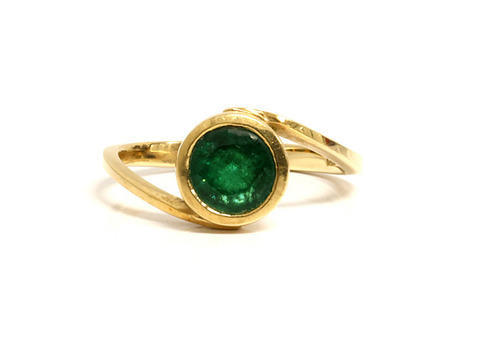 Timeless Round Emerald Solitaire Ring 0.76cts