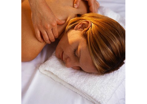 Experience Holistic Healing with Expert Ayurveda Treatment