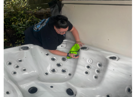 Book Hot Tub Service in Leicestershire