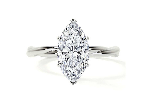 Experience Our 3.00cts IGI Certified Diamond Ring in Marquise Shape!