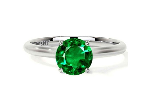 Find Your Perfect Emerald Solitaire Ring