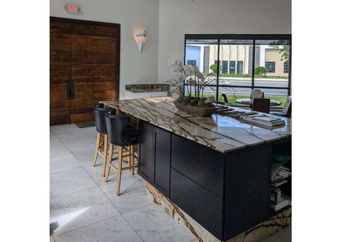 Stunning Kitchen Table with Granite Top