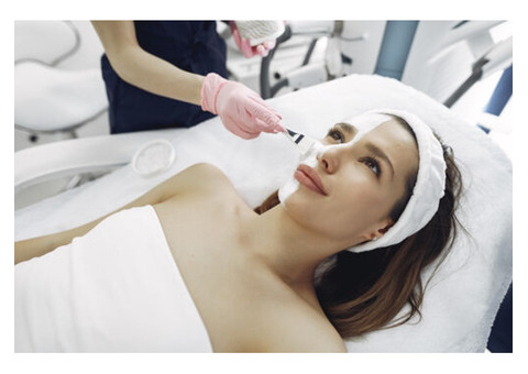 Rewind Time with Laser Skin Tightening at Aesthetic World!