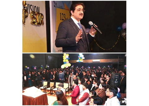 Sandeep Marwah Addresses Faculty Members at AAFT on International Day