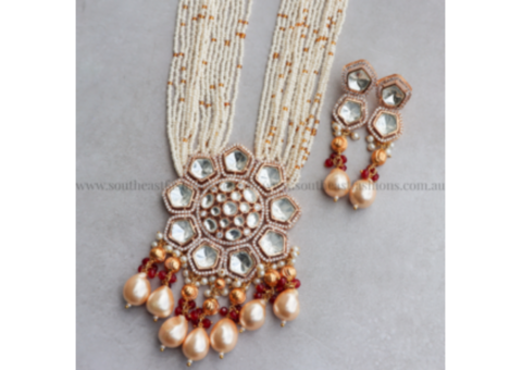 Stylish Women's Necklaces Online