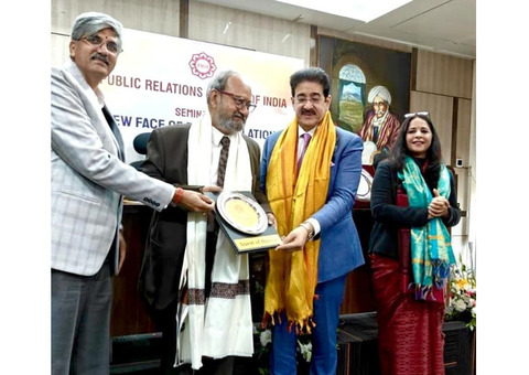 Sandeep Marwah Inaugurates Seminar by Public Relations Society