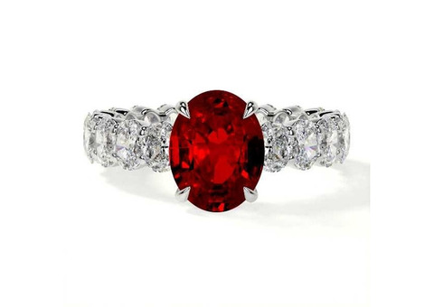 Experience the Elegance of Our 2.84cts Natural Red Spinel Ring!