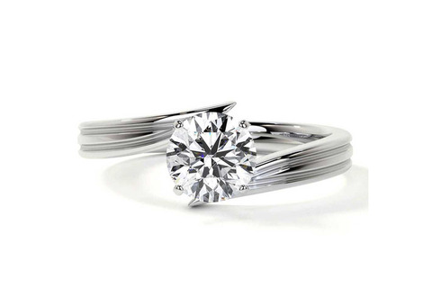 Best Lab Grown Diamond Round Shape Solitaire Ring