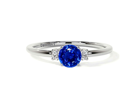 Stunning Blue Sapphire Round Three Stone Engagement Ring