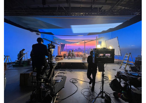 LED Studios: Immersive Environments for the Future Generation