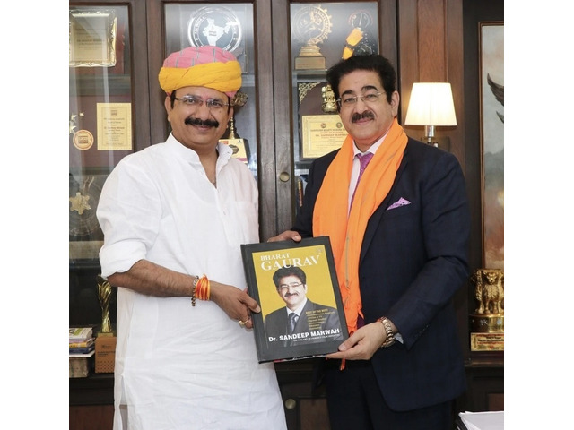Sandeep Marwah Featured in Bharat Gaurav Book and Joins Award Board Sandeep Marwah Featured in Bharat Gaurav Book and Joins Award Board