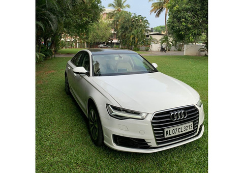 Premium Car Rentals in Ernakulam | Chariot Premium Cars